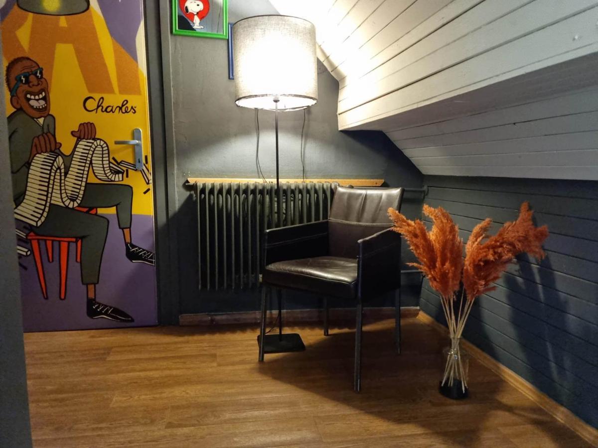 Sax Pub Hostel Любляна Экстерьер фото