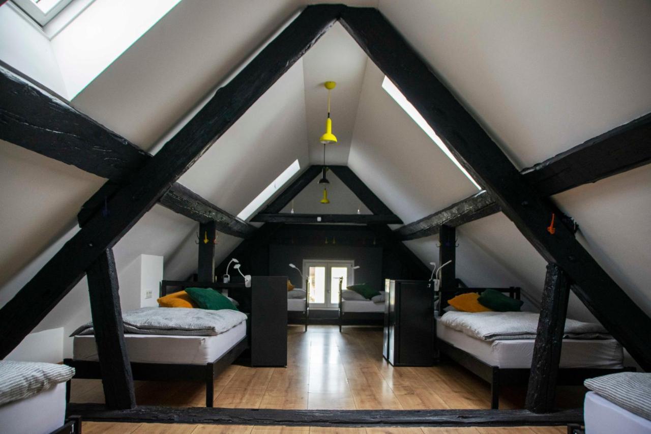 Sax Pub Hostel Любляна Экстерьер фото