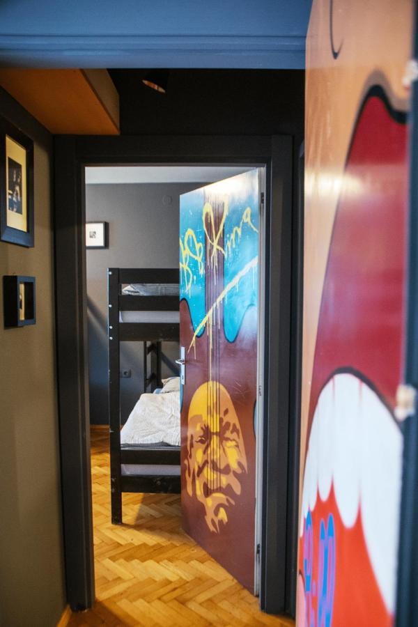 Sax Pub Hostel Любляна Экстерьер фото