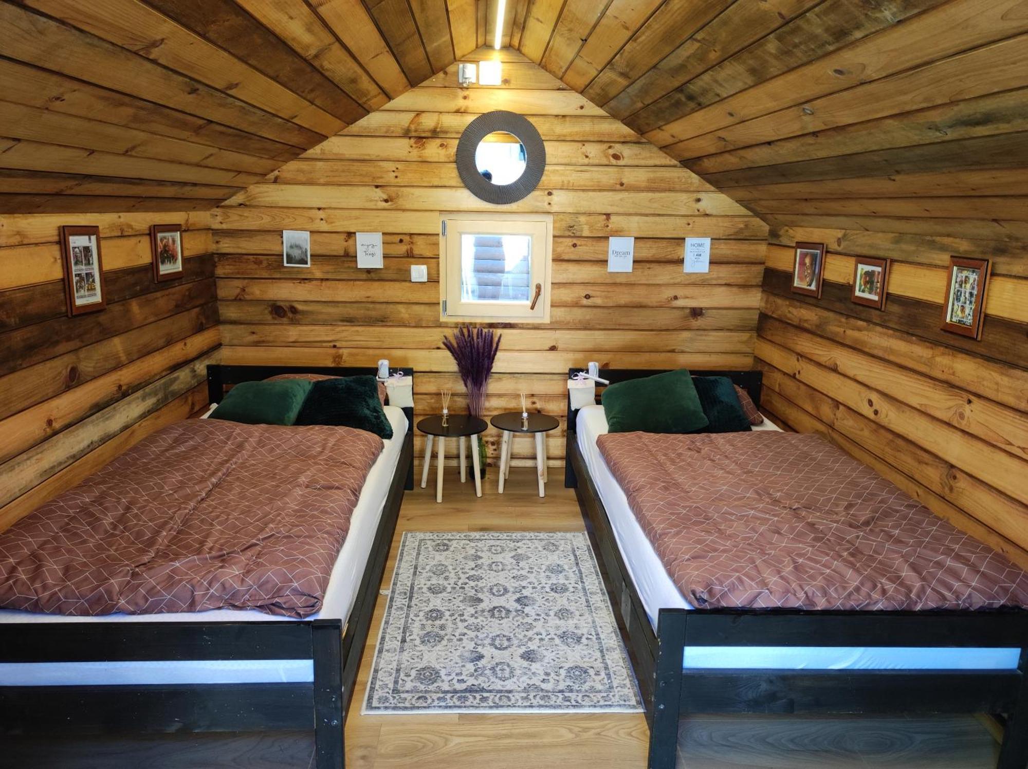 Sax Pub Hostel Любляна Экстерьер фото